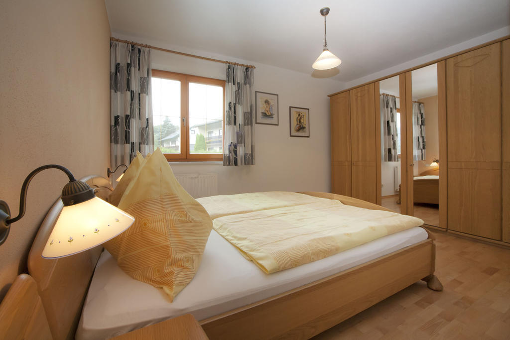 Landhaus Scherling Apartment Keutschach am See Bilik gambar